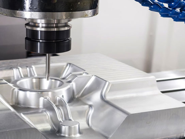 ماشین آلات CNC 